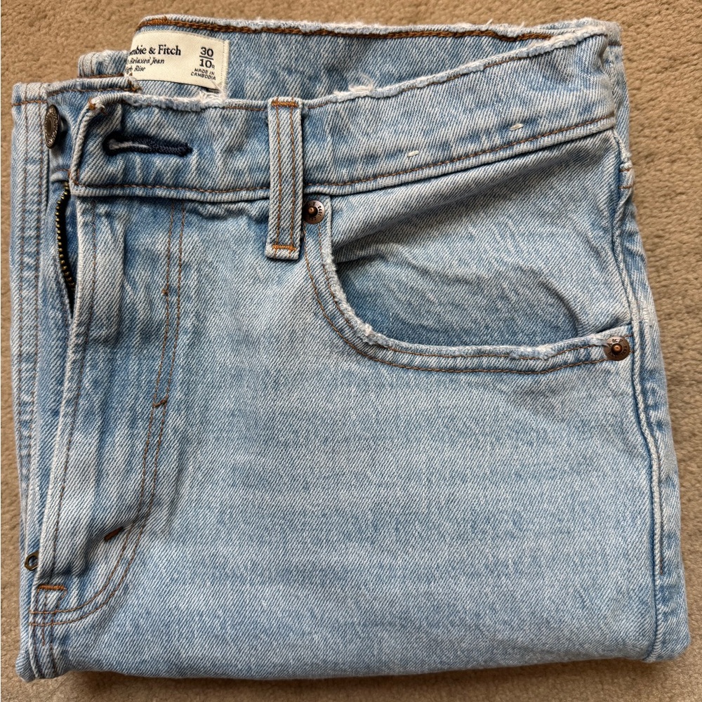 Abercrombie & Fitch 90’s Relaxed Jeans High Rise